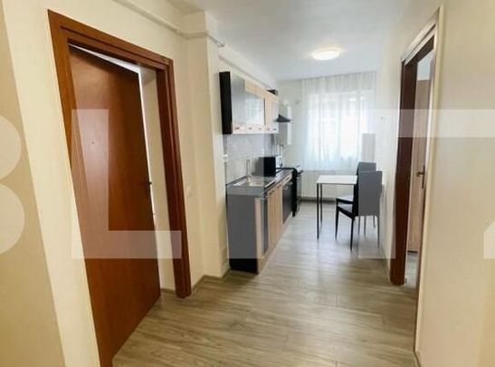 Apartament 2 camere, decomandat, 56mp, etaj intermediar, parcare, zona Florilor - Fotografie 1