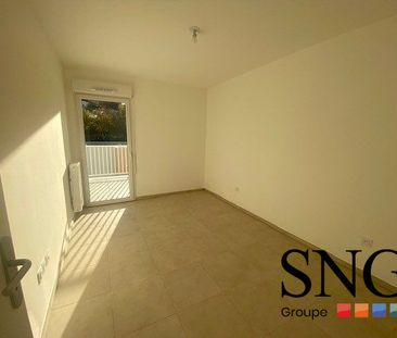 BEAU T3 AVEC BALCON ET DEUX PARKINGS - Photo 5