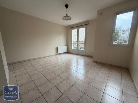 Location Appartement 2 pièces 40m² RAMBOUILLET 78120 - Photo 2