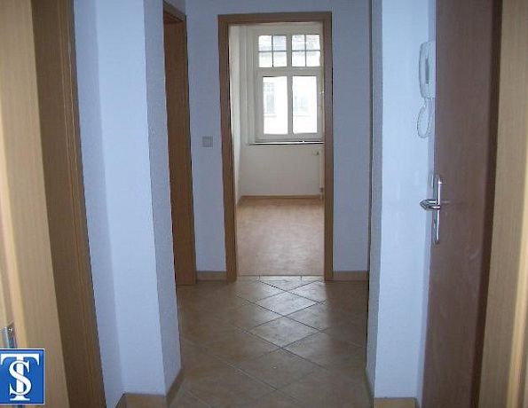 sonnige Single Wohnung im 1.OG mit Balkon ab 01.12.25 frei !!! - Photo 1
