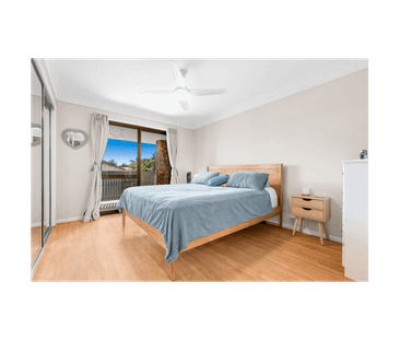 Properly Managed I Spacious Family Living with Pool in Manly West - Photo 3