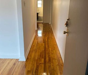 Lachine 3 ½ Disponible a partir du1 mai, 2 balcons, cour - Photo 2