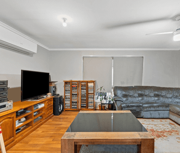 Morayfield Home on Large Block - Photo 3