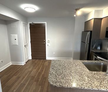 For Lease - 23 Sheppard Avenue Unit# 806, Toronto, Ontario - Photo 4