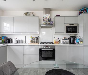 1 bedroom flat to rent - Photo 6
