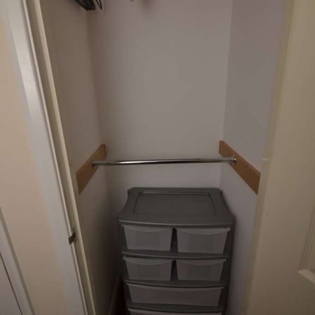 Price £775 pcm - Available 01/07/2025 - Furnished - Photo 4