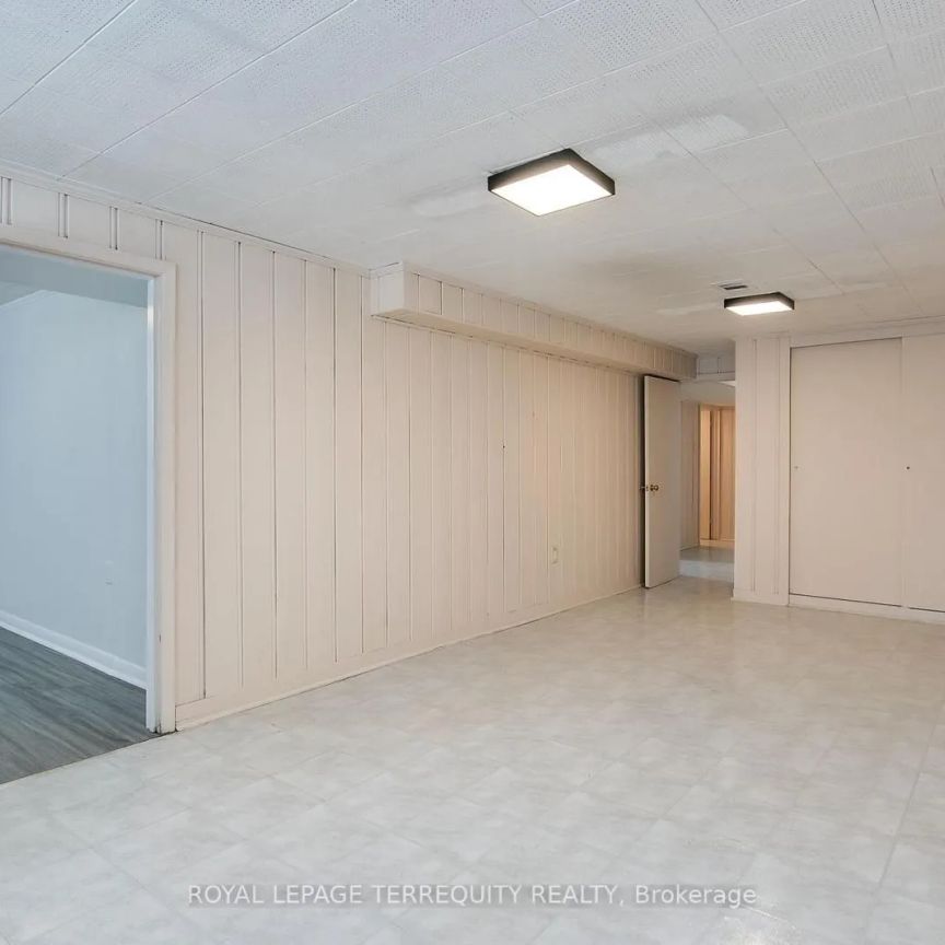 93 SEARLE AVENUE - Photo 1