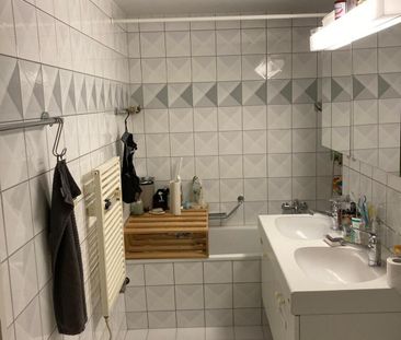 APPARTEMENT 2 PIÈCES À BERNE - LÄNGGASSE, MEUBLÉ, TEMPORAIRE - Photo 1