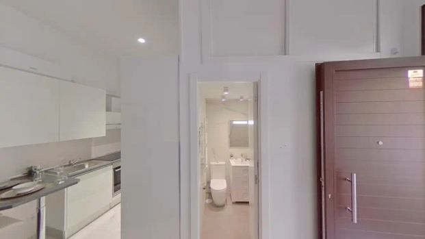 Piso de alquiler en Calle de las Peñuelas, Acacias - Photo 1