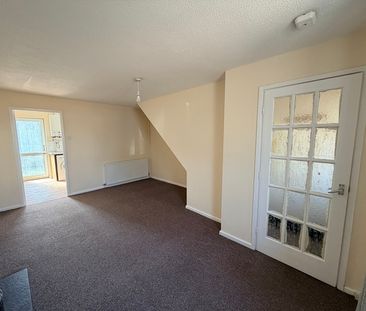 Appledore Place, Newton, Swansea, SA3 - Photo 1