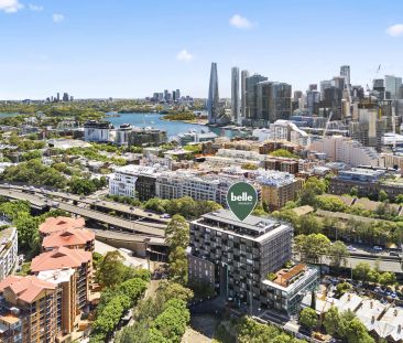 SUPERB CONTEMPORARY LIVING IN 'HARBOUR MILL' - Photo 6