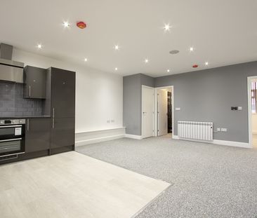 1 bedroom apartment to rent - Photo 2