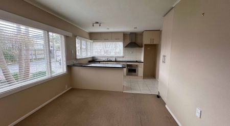 Great Family Home in Central Takapuna - Photo 4