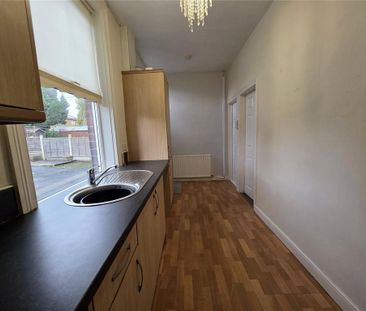 3 bedroom terraced house to rent - Photo 4