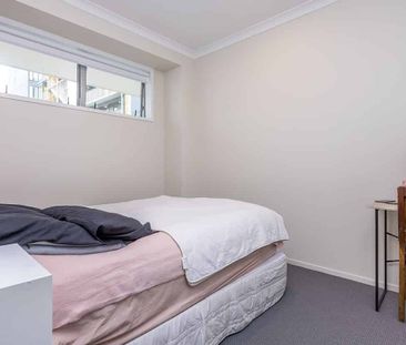 2 Bedroom Apartment - Balcony & Parking - Photo 1