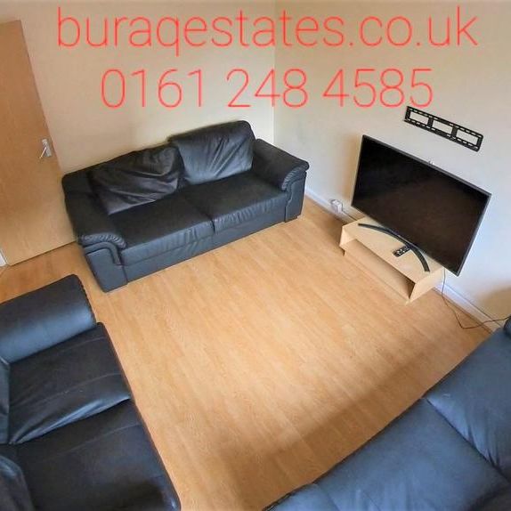 1 bedroom in a house share to rent - Photo 1