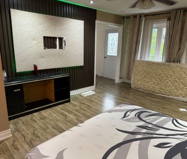 For Lease - 47 Madison Street, Brampton, Ontario - Photo 4