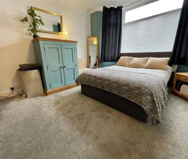 4 bedroom detached house to rent - Photo 6