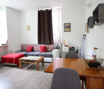 Appartement T2 avec balcon et parking - Photo 2