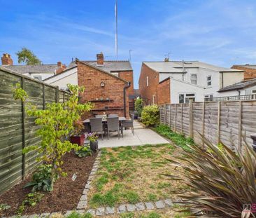 1 bedroom in a house share to rent - Photo 6