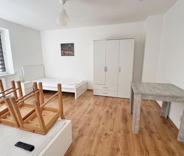 Sanierte möblierte 1,5 Zimmerwohnung mit Einbauküche - Foto 1