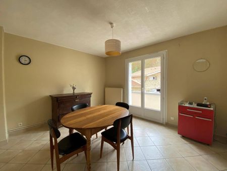 Location appartement rénové 4 pièces 79.9 m² à Beauregard-Baret (26300) 4 - Photo 5