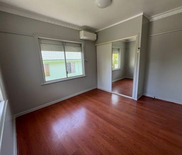 Spacious 3 bedroom home - Photo 1