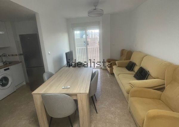 Alquiler de piso en Calle Almería, 23