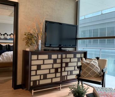 Glas Lofts , #810 - Photo 3