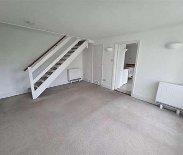 Moresk, Truro, TR1 - Photo 1