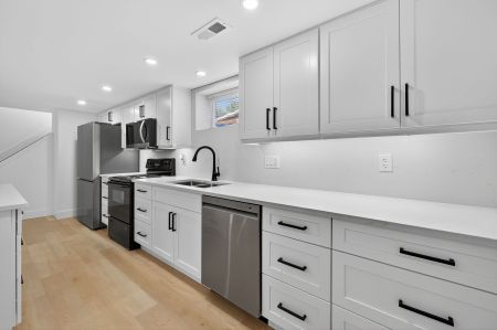 For Lease - 75 Britten Close Unit# 2, Hamilton, Ontario - Photo 5