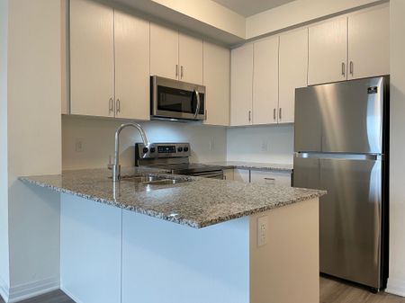 For Lease - 128 Grovewood Common N/A Unit# 302, Oakville, Ontario - Photo 4