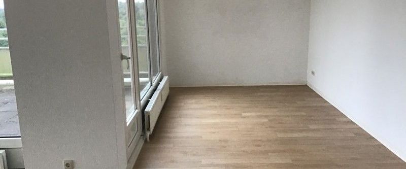 Schöne 3-Zimmer-Wohnung mit Dachterrasse - Photo 1