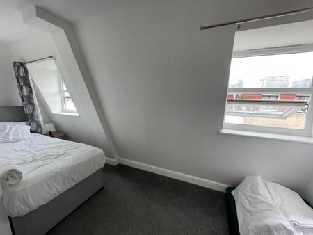 2 bedroom flat to rent - Photo 3