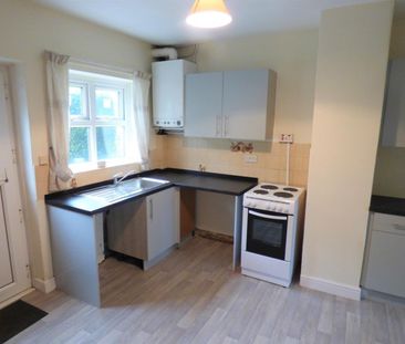 2 bedroom house to rent - Photo 3