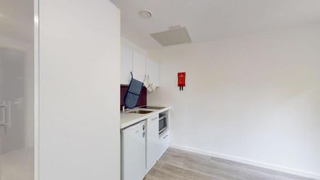 Studio to rent - Photo 3