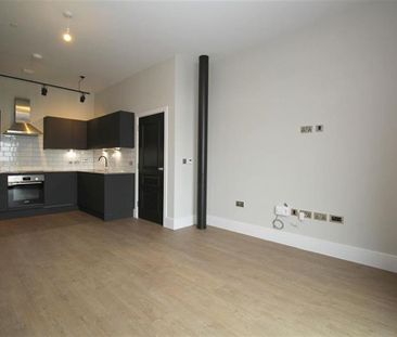 1 bedroom flat to rent - Photo 6
