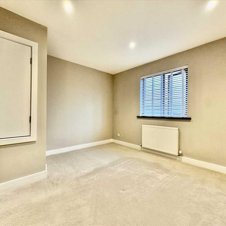 2 bedroom house to rent - Photo 1