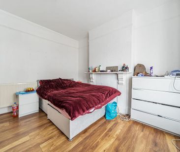 4 bedroom terraced house to rent - Photo 4