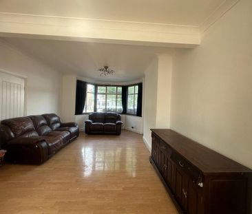 3 bedroom terraced house to rent - Photo 1
