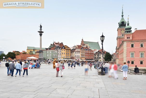 Mieszkanie dwupokojowe na Placu Zamkowym - Zdjęcie 1