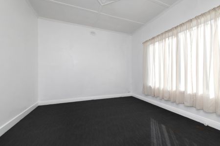 Renovated Home in a Convenient Location - Photo 4