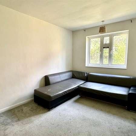 Canterbury Drive, Brighton, BN2 - Photo 1