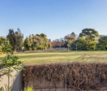 HIDDEN GEM IN BALLARAT EAST - Photo 6