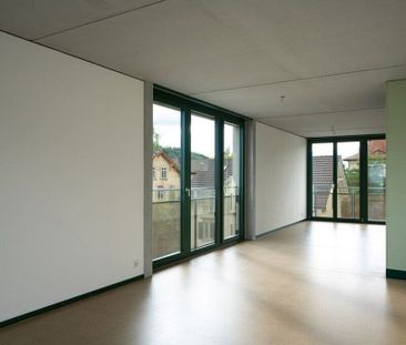 Living near the city - Photo 4