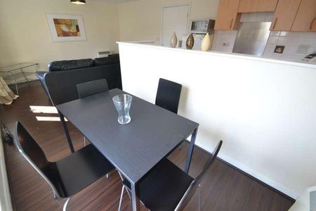 Clayburn Street, Hulme, Manchester, M15 - Photo 2