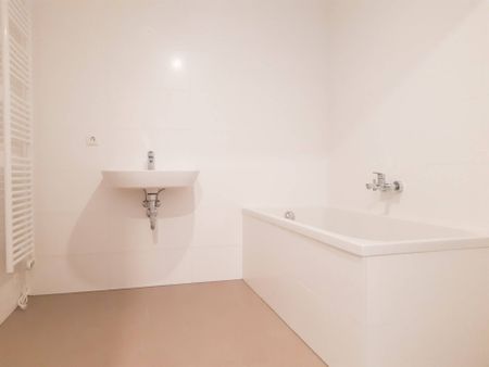 Balkonwohnung mit 3 Zimmern - Foto 5