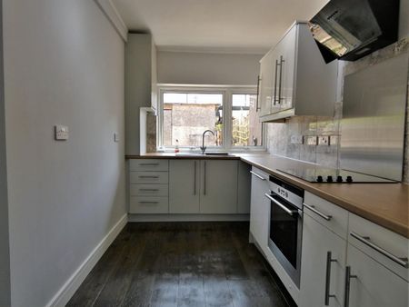 2 bedroom House To Let - Photo 5