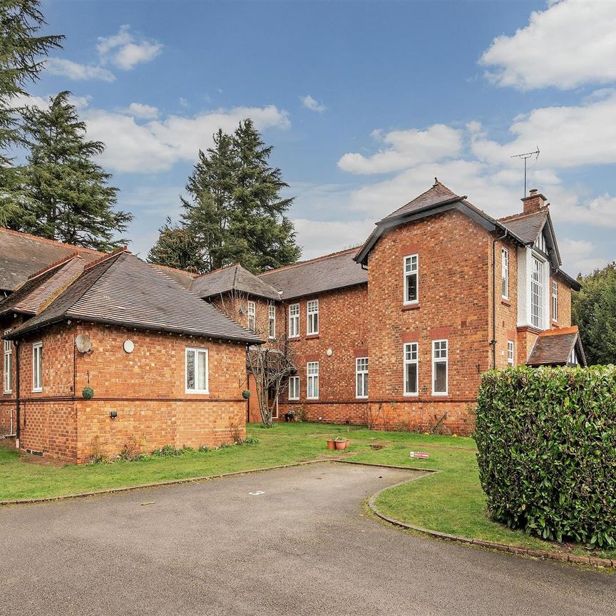 2 bed semi-detached bungalow to rent in Catherines Close, Solihull, B91 - Photo 1