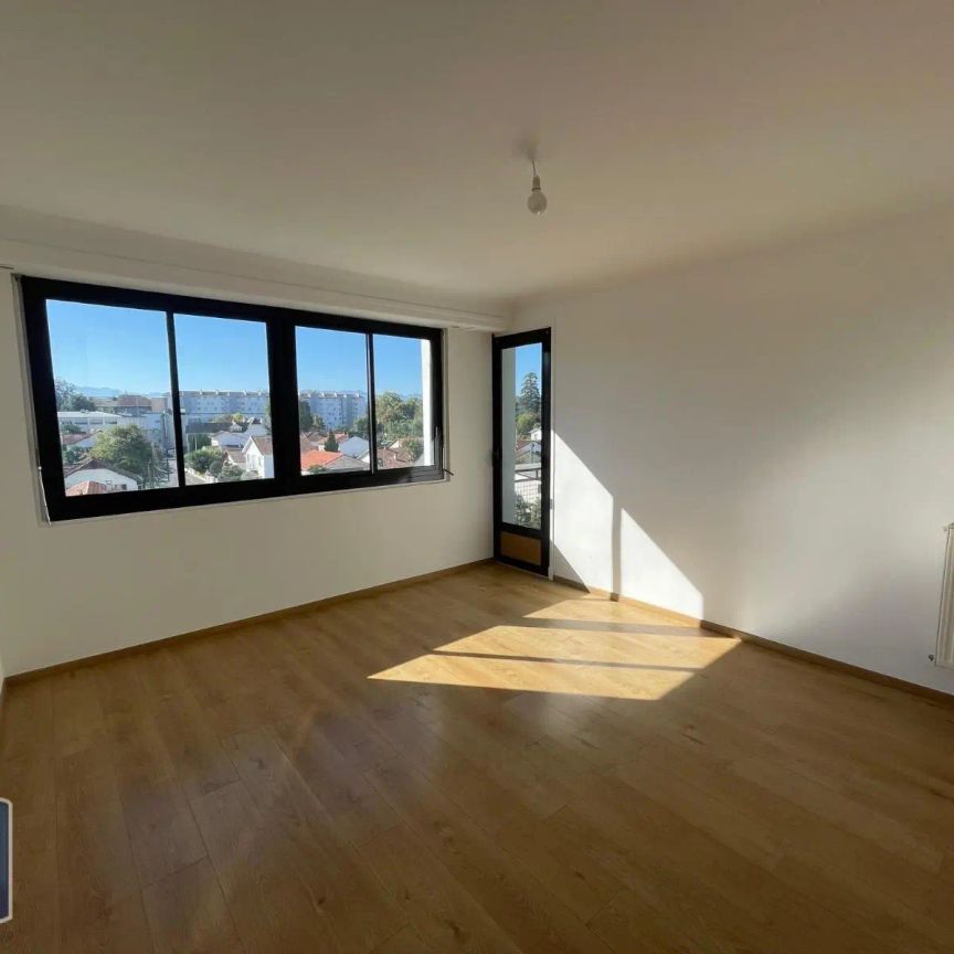 Appartement à louer 3 pièces 57.12m² - Photo 1